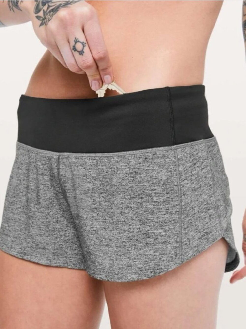 NWT $68 Speed Up High-Rise Short 2.5" Heather Lux Multi Black / Black